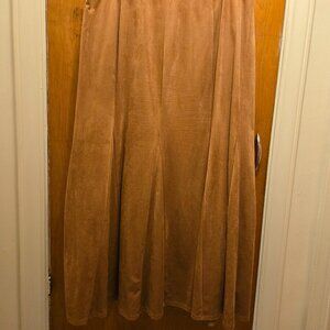 Suede-like Long Skirt (M)